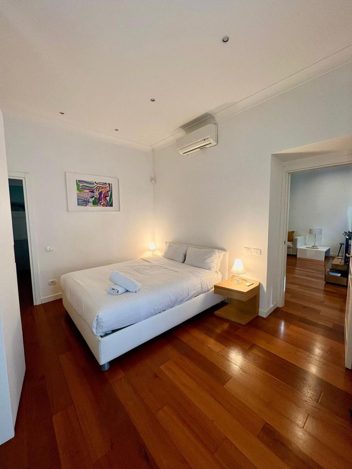Apartment with Balcony,1635257263:JPEG
